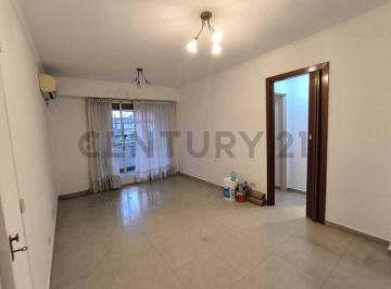 Departamento · 58m² · 3 Ambientes · Alquiler Departamento 3 Ambientes Al Frente con Balcón – Almagro