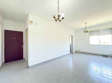 Departamento · 65m² · 4 Ambientes · Departamento 3 Dorm.. Semicentro. Tandil