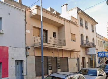 Local comercial · 140m² · Re/max Vende Local Comercial C/vivienda o Deposito