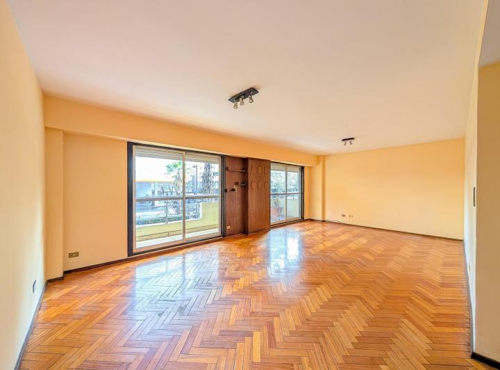 Departamento · 102m² · 4 Ambientes · 2 Cocheras