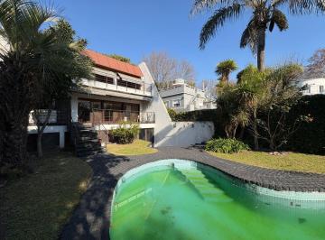 Casa de 8 ambientes, Vicente López · Venta - Residencia de Autor en Vicente López - Diseño Moderno Único - Lote Propio con Gran Jardin