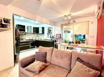 Departamento · 45m² · 2 Ambientes · 1 Cochera · Venta - Departamento 2 Ham con Patio y Cochera