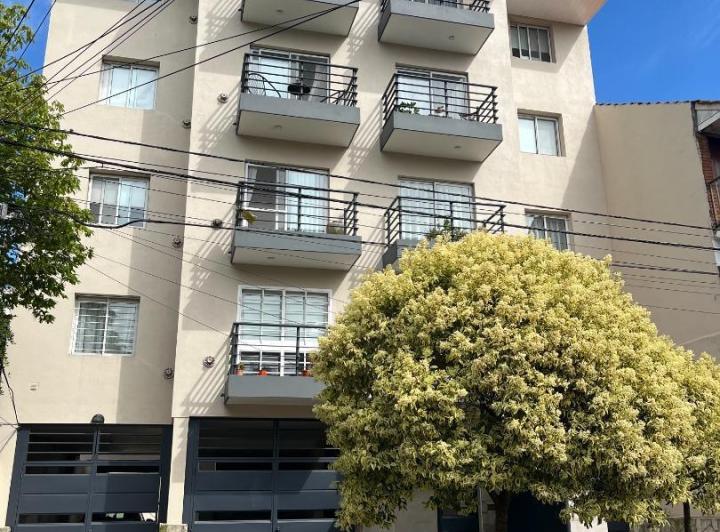 Departamento · 60m² · 3 Ambientes · 1 Cochera