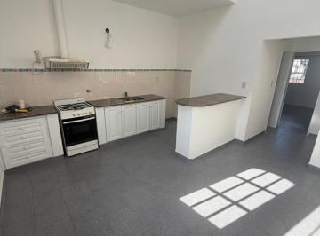 Departamento · 75m² · 3 Ambientes · Departamento 3 Ambientes Reciclado en Venta, Terraza Quincho, Primer Piso Apto Credito Quilmes Oeste