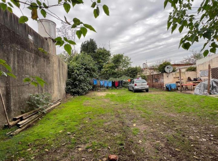 Terreno · 220m²