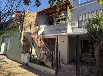 PH · 58m² · 3 Ambientes · Venta PH 3 Amb con Terraza y Balcon - Beccar