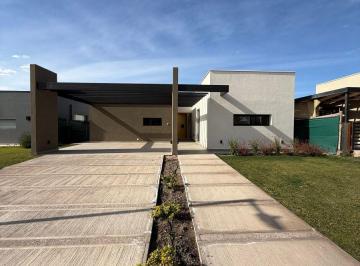 Casa de 4 ambientes, Maipú · Casa a Estrenar en Lar de Vieytes 2 | 3 Dorm. y 3 Baños