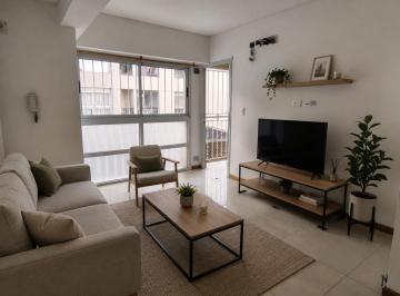 Departamento · 42m² · 2 Ambientes · 1 Cochera · Venta - Departamento un Dormitorio con Cochera y Baulera - Barrio Abasto