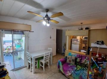 PH de 2 ambientes, Avellaneda · Venta Cómodo Departamento Tipo Casa 2 Ambientes