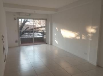 Departamento · 29m² · 1 Ambiente · Av San Martin 5795 Piso 2º G - Alquiler Monoambiente con Balcón