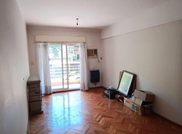 Departamento · 62m² · 3 Ambientes · Venta Depto. 3 Ambientes. Balcon y Patio. Flores