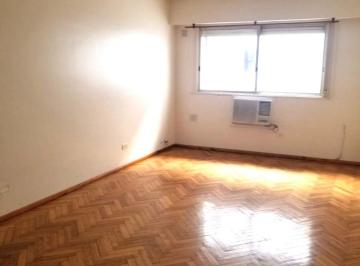 Departamento de 2 ambientes, Congreso · Excelente 2 Ambientes de 52 m² Sobre Perón Al 1800 a Pasos de Av Callao
