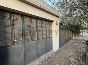 Casa · 120m² · 4 Ambientes · 1 Cochera · Venta Casa 4 Ambientes