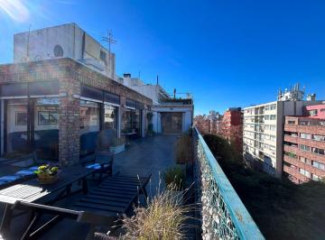 Departamento · 74m² · 4 Ambientes · Se Vende Penthouse de 2 Dorm. en Pocitos