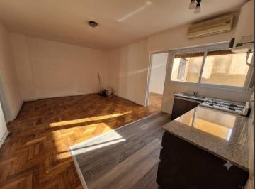 Departamento · 47m² · 3 Ambientes · Tres Ambientes Reciclado a Nuevo en El Botanico