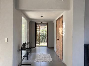 Casa de 4 ambientes, Tigre · Casa Remodelada a Estrenar en Santa María de Tigre