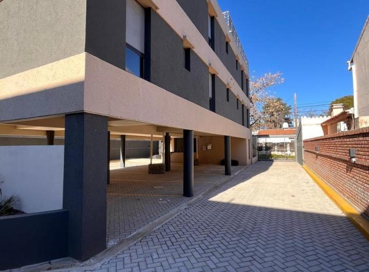 Departamento · 78m² · 4 Ambientes · 1 Cochera