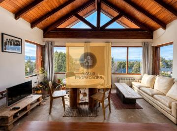 Casa · 600m² · 8 Ambientes · 1 Cochera · Casa en Venta Las Margaritas