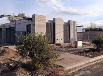 Casa de 4 ambientes, Mayor Drummond · Viviendas a Estrenar en Terruños de Drummond