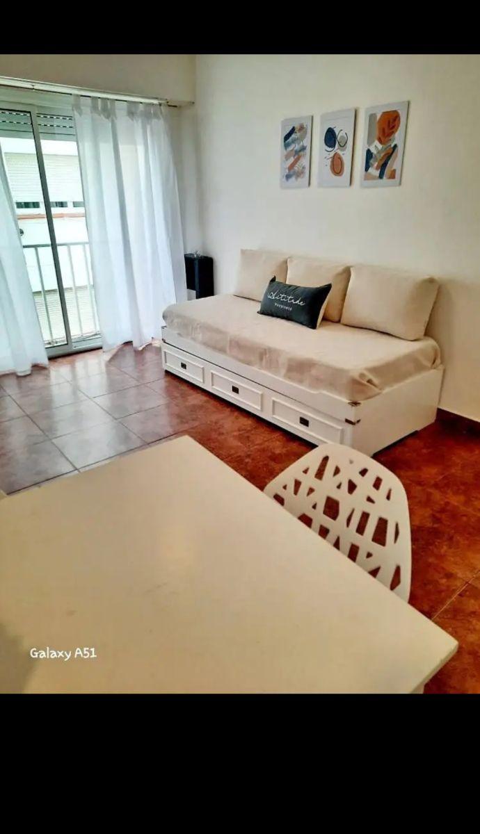 Depto 2 amb, 35m² en La Perla, amueblado y con ascensor