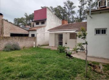 Casa de 5 ambientes, Luján · Casa en Barrio Las Acacias, Luján, Buenos Aires.