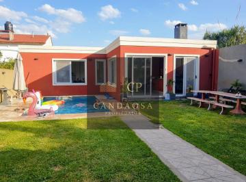 Casa · 206m² · 5 Ambientes · 4 Cocheras · Nvr. Venta Casa Triplex Jose C Paz