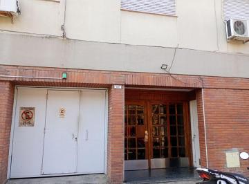 Departamento de 3 ambientes, Parque Avellaneda · Depto. 3 Amb. C/fte M/lum. Pergamino Al 800