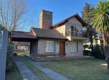 MDG-MDG-786_2 · Vivienda Estilo Chalet con Quincho - Golf Chascomus Country Club