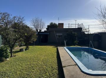Casa · 124m² · 5 Ambientes · 1 Cochera · Se Vende Casa de 3 Dorm.