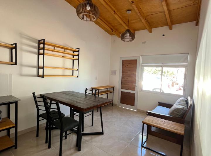 Casa · 47m² · 2 Ambientes · 1 Cochera