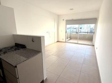 Departamento de 1 ambiente, Flores · Alquiler Cómodo Monoambiente con Vista Abierta en Flores