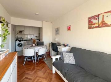 Imagen 1 - Departamento reciclado de 1 dormitorio, muy luminoso. Alquilado hasta enero del 2027.  - · Departamento Reciclado de 1 Dormitorio, Muy Luminoso. Alquilado Hasta Enero del 2027.