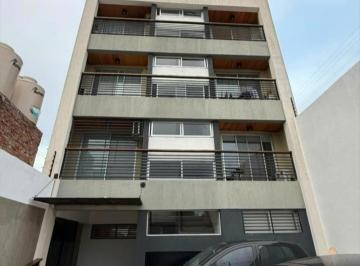 Casa · 48m² · 2 Ambientes · 1 Cochera · Venta Departamento 2 Ambientes Quilmes Oeste