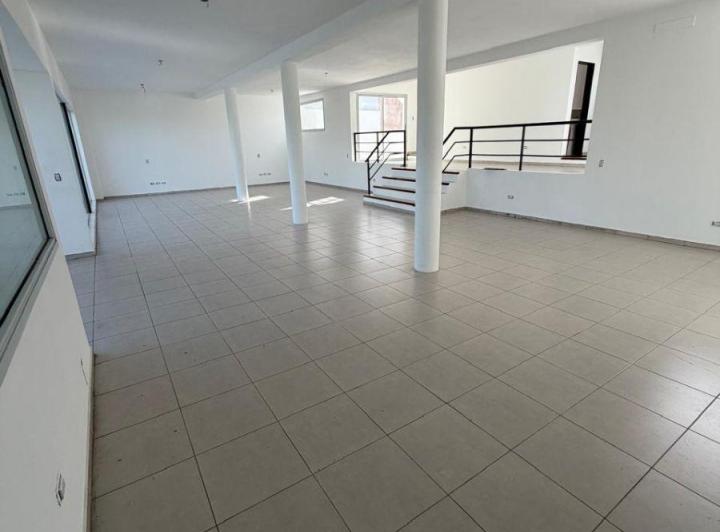 Local comercial · 110m² · 1 Ambiente