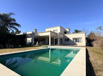 Casa · 280m² · 6 Ambientes · 5 Cocheras · Venta Casa 6 Ambientes en Canning - Brickland
