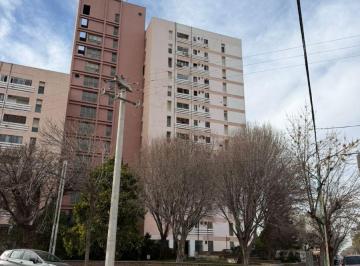 Departamento de 4 ambientes, Neuquén · Vende, Departamento Dos Dorm. con Cochera