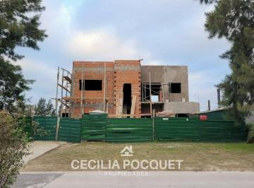 Casa · 200m² · 5 Ambientes · 2 Cocheras · Casa en Venta en Principado Canning Al Lago