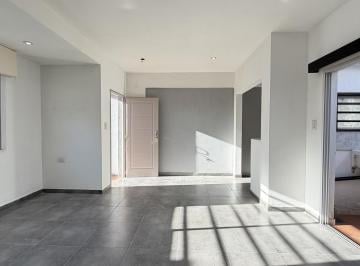 PH · 50m² · 3 Ambientes · PH en Alquiler en Remedios de Escalada