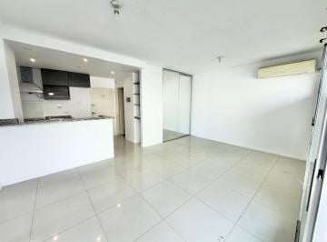 Departamento · 31m² · 1 Ambiente · 1 Cochera · Monoambiente C/balcon Al Frente y Cochera Flores