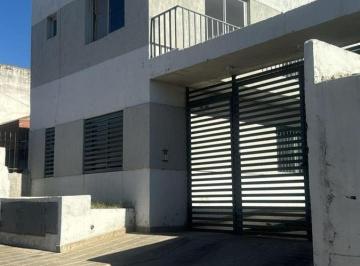 Departamento · 152m² · 4 Ambientes · 1 Cochera · Departamento en Centro