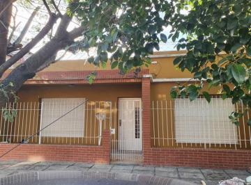 tres-de-febrero-villa-bosch-venta-casa-4-ambientes · Casa 4amb PH Villa Bosch Oprtunidad Ideal 2 Familias