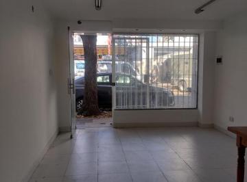 Local comercial · 21m² · 1 Ambiente · Local en Alquiler Mercedes
