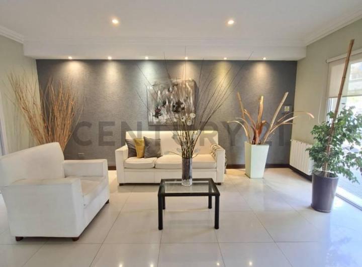 Hotel · 867m² · 50 Ambientes