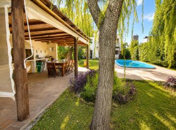 Casa de 5 ambientes, Exaltación de la Cruz · Exclusiva Casa Refeccionada en Indio Cua Golf Club