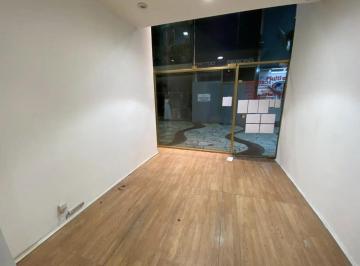 Local comercial de 1 ambiente, Belgrano · Local Alquiler - Galería Sobre Av Cabildo - Excelente