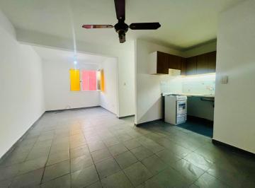 Departamento · 60m² · 3 Ambientes · Departamento en Segundo Piso en Alquiler Ingreso Inmediato