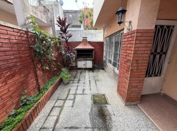 PH · 74m² · 3 Ambientes · 1 Cochera · Venta PH C/cochera Ramos Mejia 3 Ambientes con Patio y Terraza