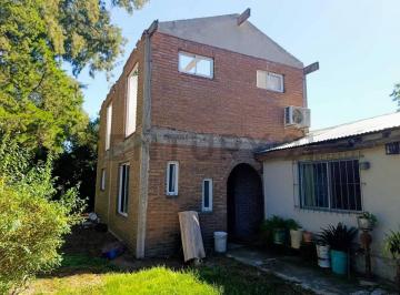 Quinta vacacional · 100m² · 4 Ambientes · Venta 2 Propiedades en un Lote de 1080 m² en Parque Sakura Ex. de La Cruz - Ideal Inversores