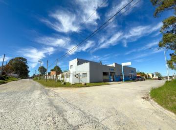 Bodega-Galpón · 681m² · Venta Galpones con Casa y Quincho Tandil