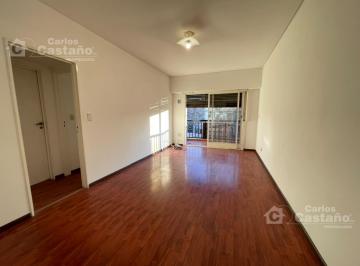 Departamento · 47m² · 2 Ambientes · Exc. Depto. 2 Amb. Al Frente con Balcón y a 1/c de Estación Vte. Lopez
